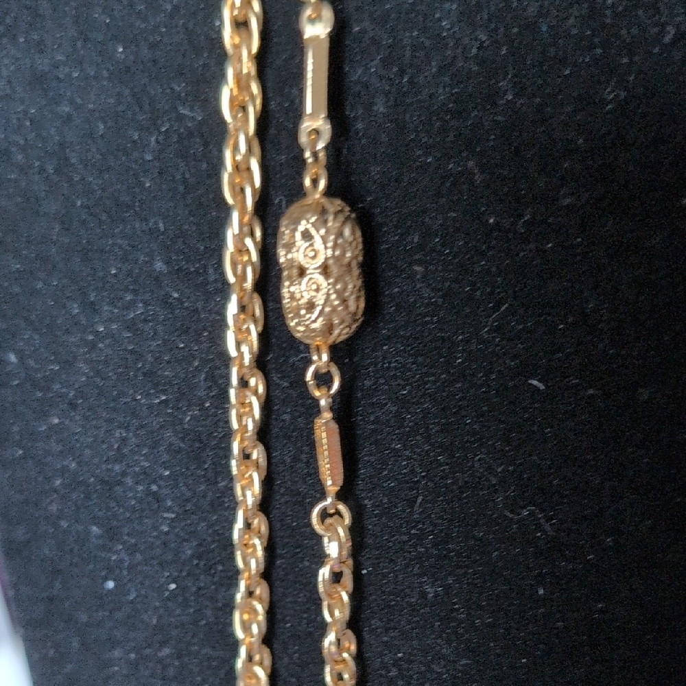 SARAH COVENTRY Elegant Gold Chain Necklace - Picture 11 of 14